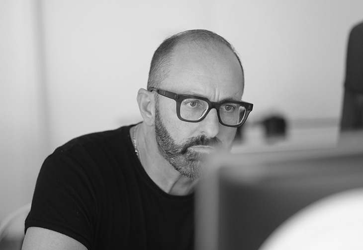 Guida alla Convergenza Digitale ed Energetica: L'Approccio Consulenziale Integrato di Berardo Pompetti