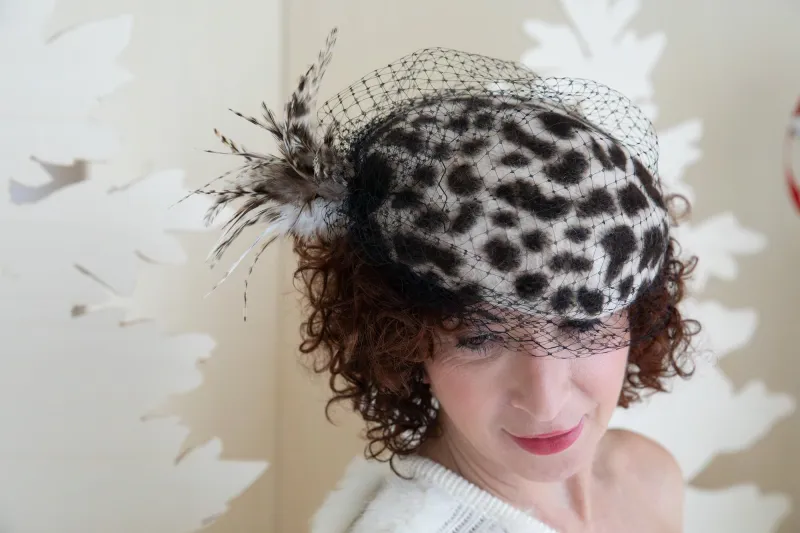 Claudia Bosticco - l'arte del cappello prende forma a Brera